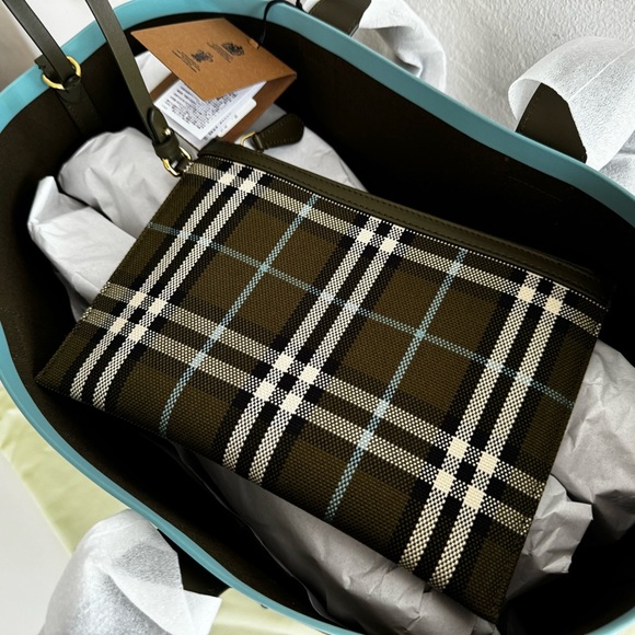 BURBERRY Olive Green Check Cotton Canvas Medium London Tote Bag - Picture 5 of 11